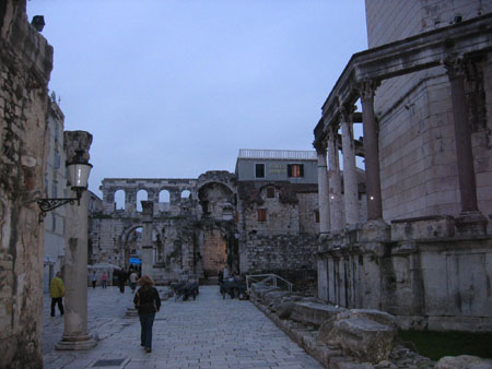 Roman architecture